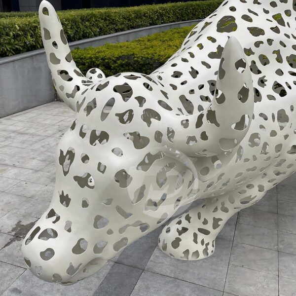 Bull Stainless Steel Sculpture - Image 4