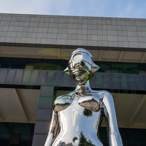 Woman Stainless steel sculpture - Image 4