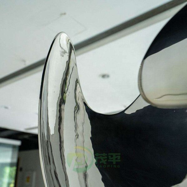 Abstract Curved Surface Desktop Sculpture - Image 4