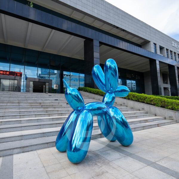 Balloon Dog Sculpture - Image 2