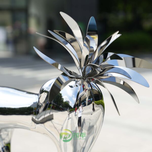 Cartoon Bird Stainless Steel Sculpture - Image 2