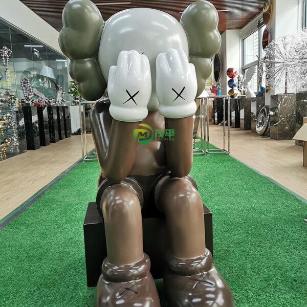 Cartoon Figure Sculpture - Image 3