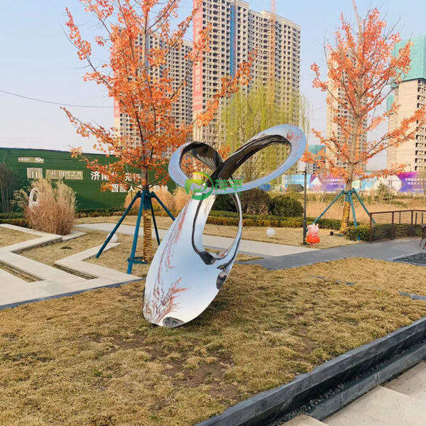 Design Modern Stainless Steel Sculpture - Image 3
