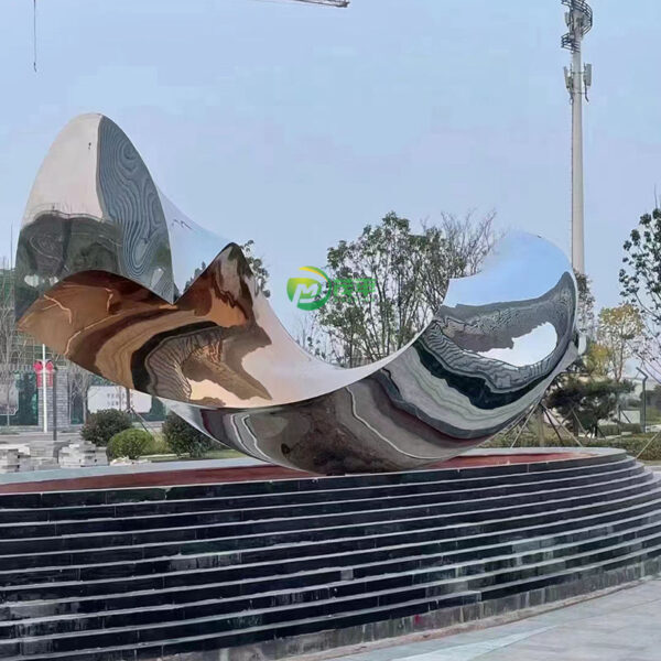 Modern Art Stainless Steel Curved Sculpture - Image 2