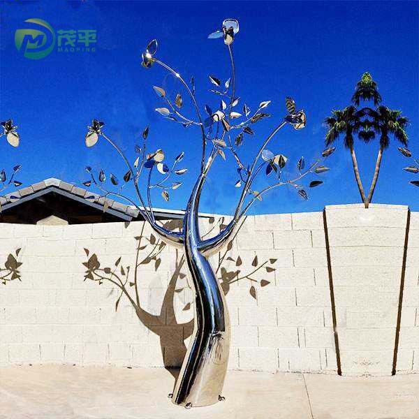 Outdoor Metal Tree Sculpture