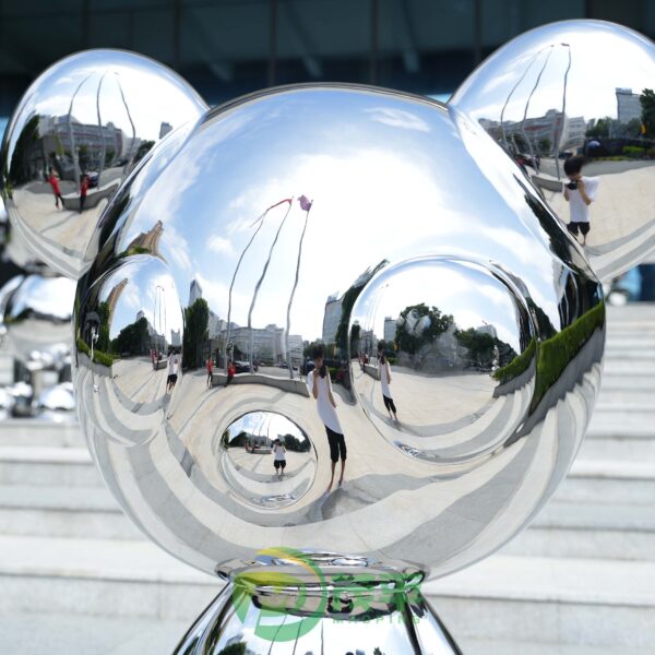 Cartoon Metal Bear Stainless Steel Sculpture - Image 2