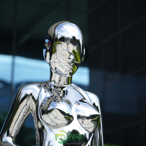 Female Robot Stainless steel sculpture - Image 4