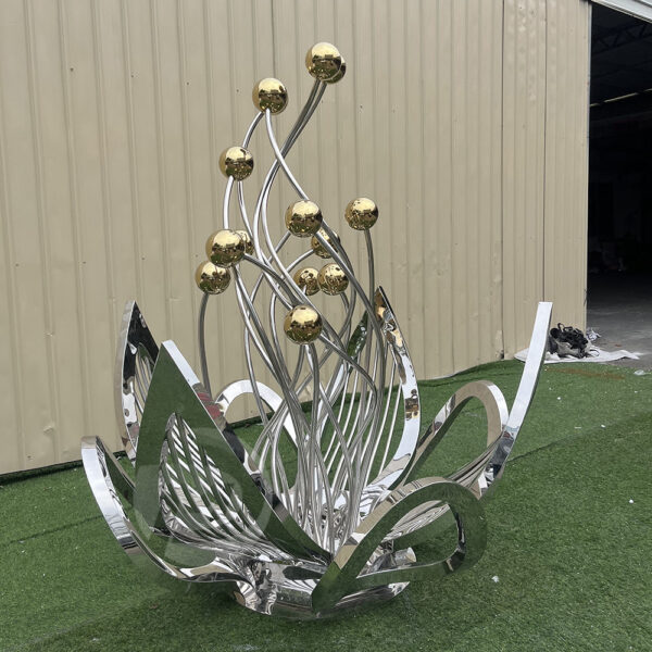 Metal flower stainless steel sculpture - Image 3