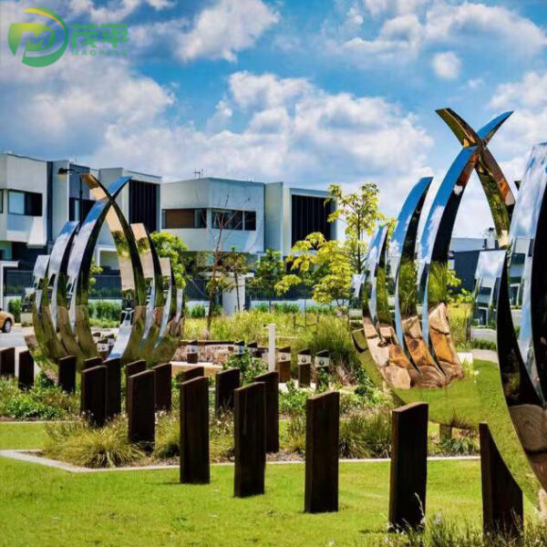 Outdoor Mirror Art Stainless Steel Sculpture - Image 2