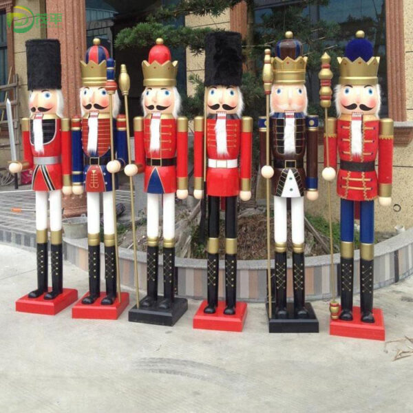 Royal Soldier Fiberglass Sculpture - Image 3