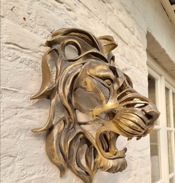 Lion Head Sculpture Wall Decor - Image 3