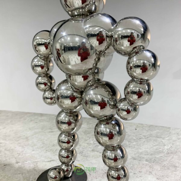 Ball man stainless steel sculpture - Image 5