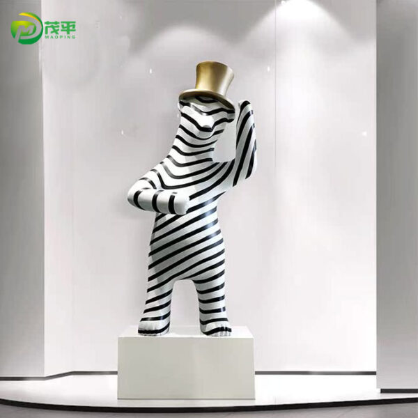 Bear Animal Resin Sculpture Statue