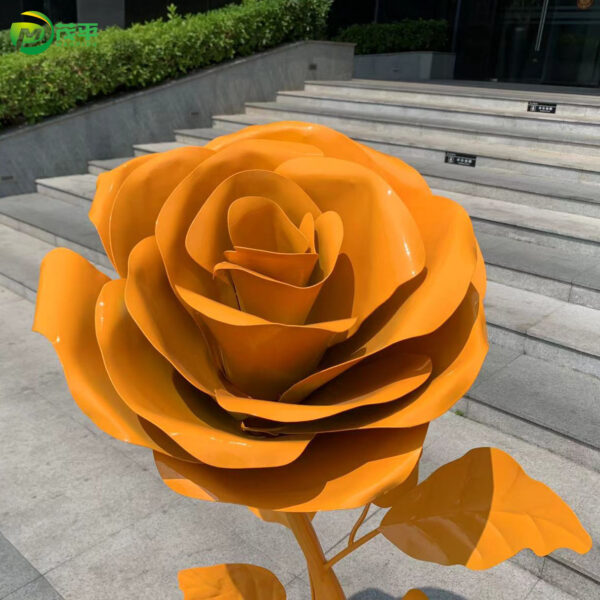 Flowers stainless steel sculpture - Image 5