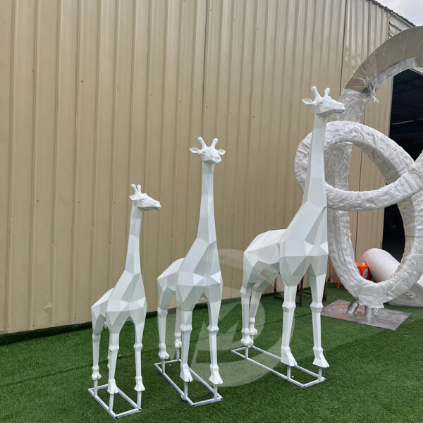 Geometric Giraffe Stainless Steel Sculpture - Image 5