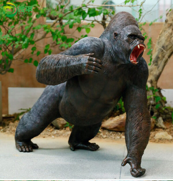 Fiberglass gorilla sculpture - Image 6