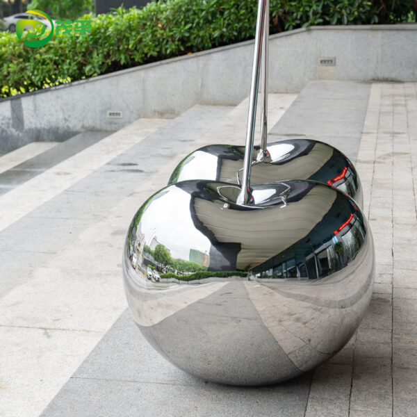 Polished cherry stainless steel sculpture - Image 4