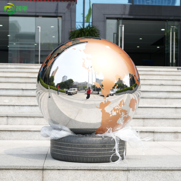 Earth stainless steel sculpture - Image 2