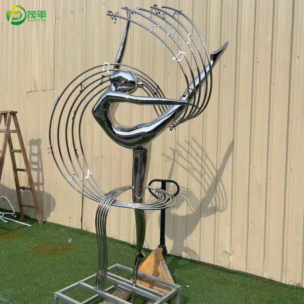 Music Figure Sculpture - Image 2