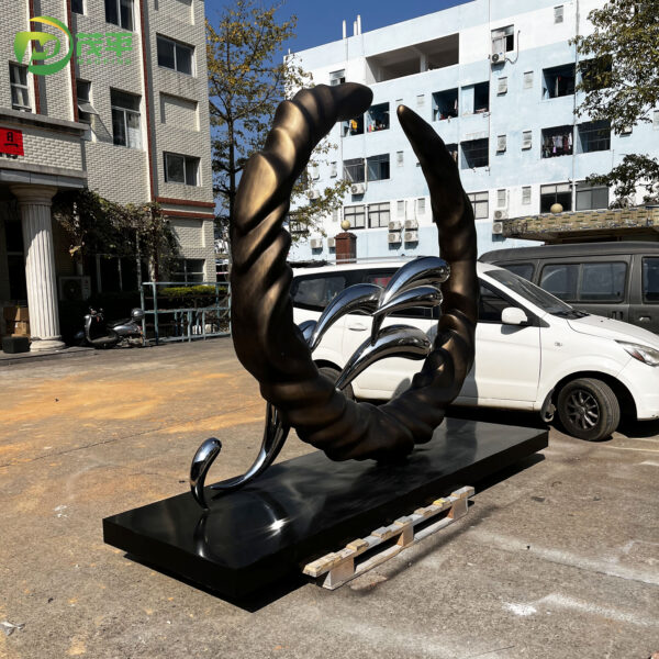 Abstract Circular Fish Stainless Steel Sculpture - Image 4